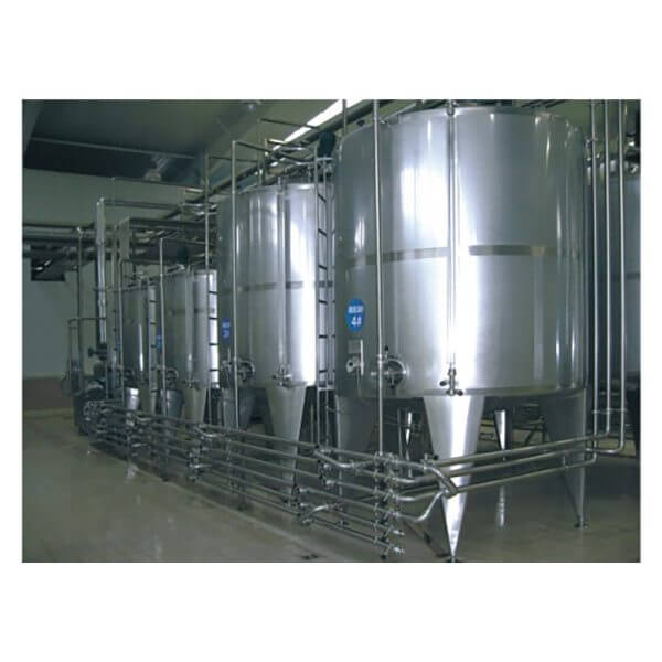 Blending tank